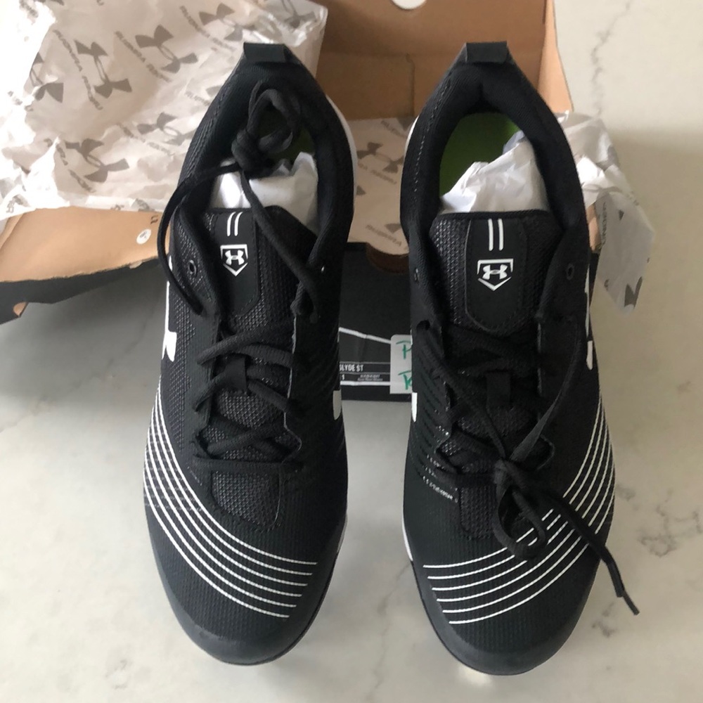 Under Armour W Glyde st.  Brand new with tags. Two pair available.